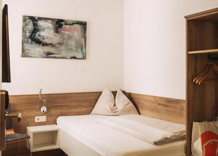 Manggei-bau Und * Obertauern